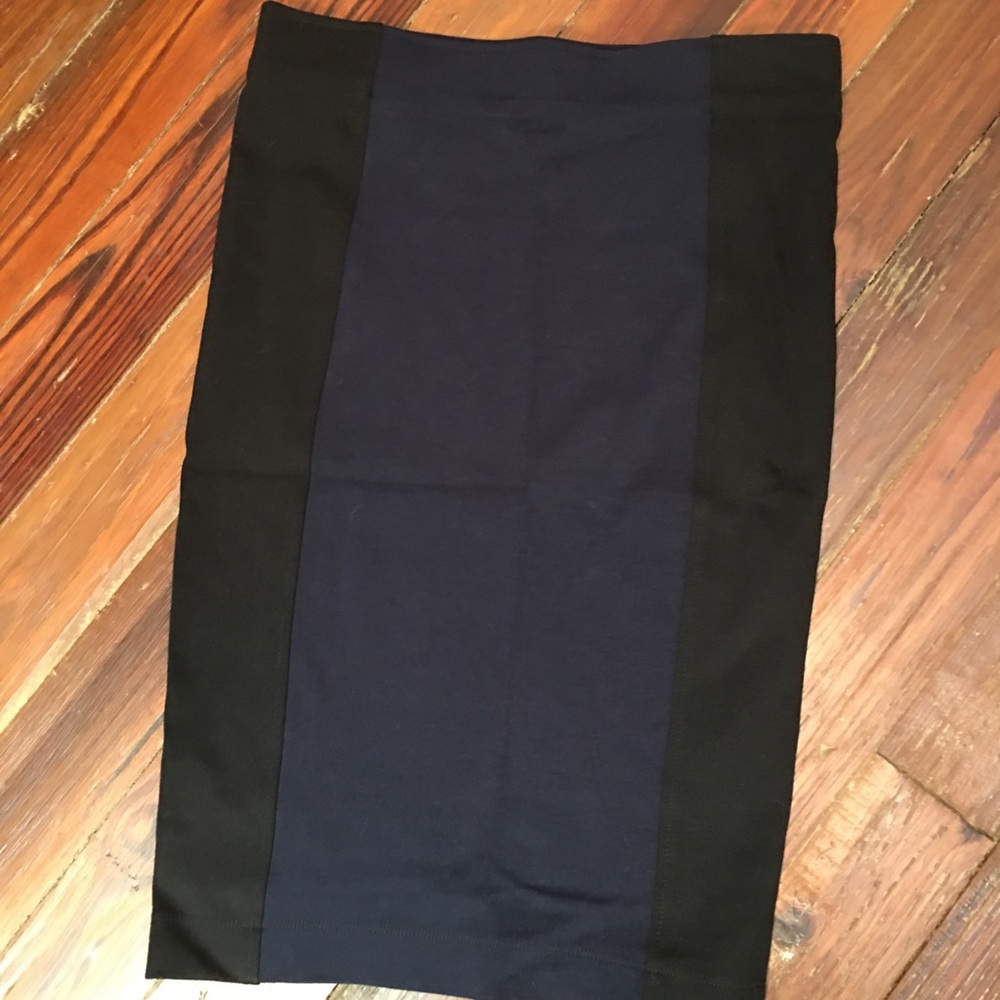 H&M fitted pencil skirt sz S
